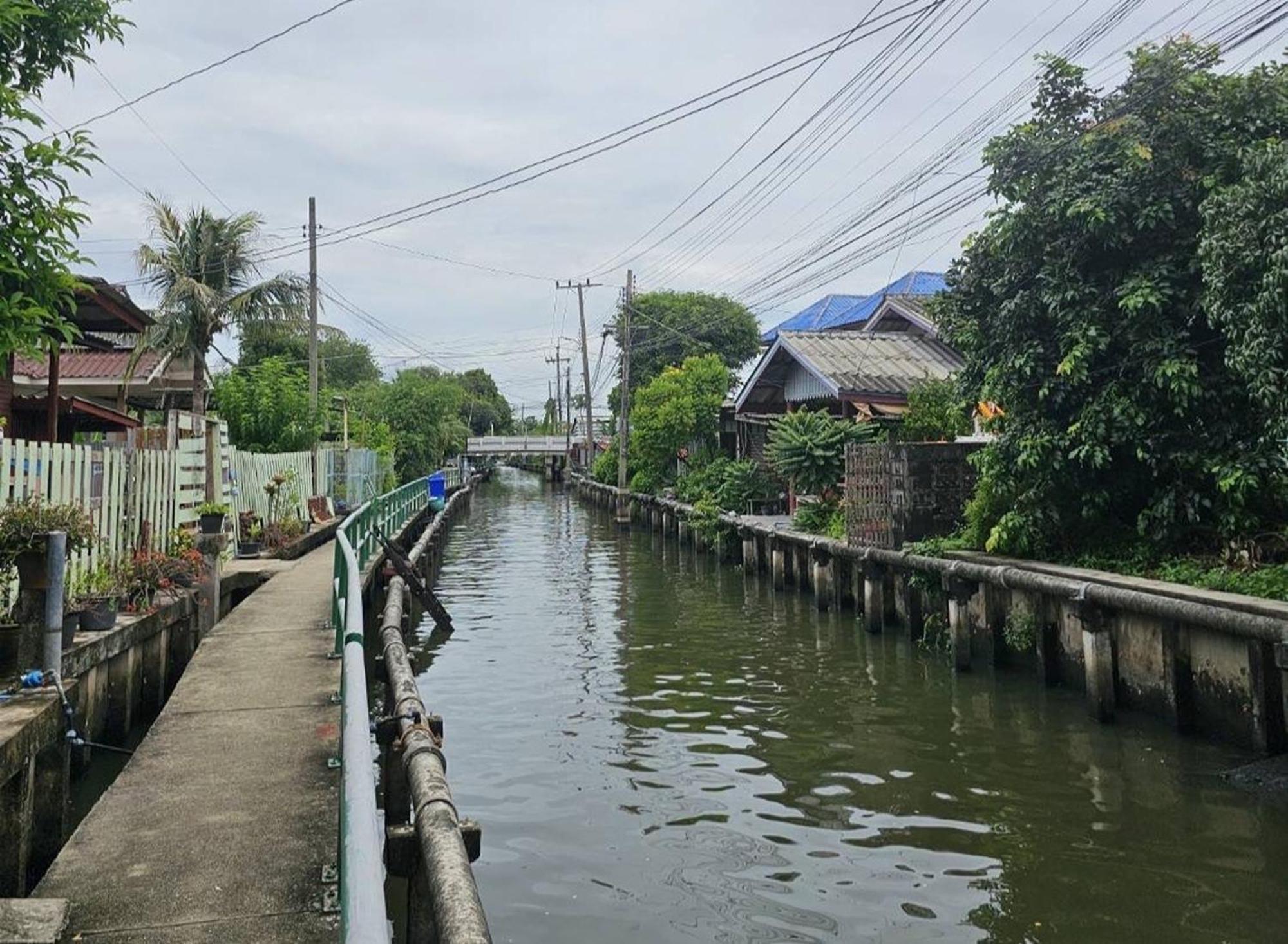Nipatra Homestay Bangkok Exterior foto
